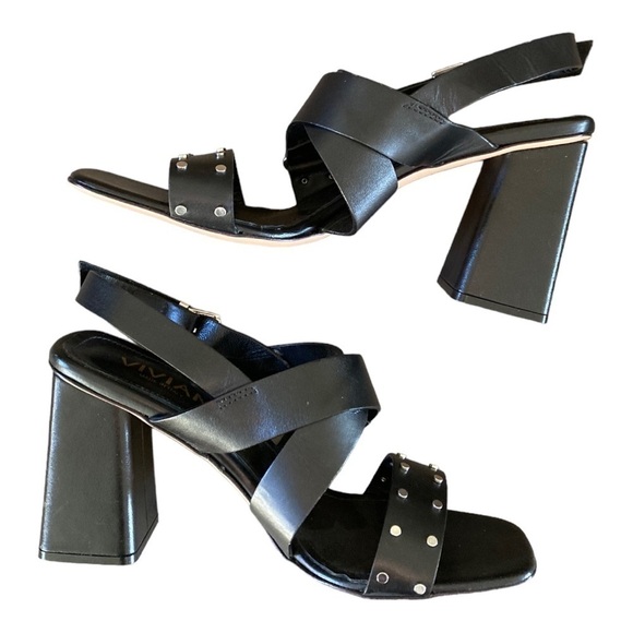 Vivian Italian Leather Stud Black Sandals NWOT - Picture 3 of 6